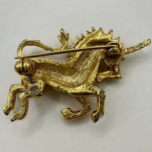 Sphinx vintage gold plated clear green rhinestones unicorn figural brooch pin - Picture 5 of 8